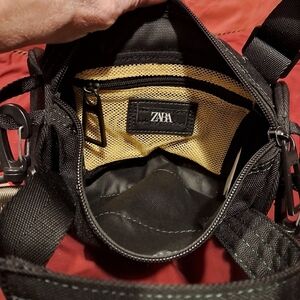 Zara Black and Tan Women's Tote Bag